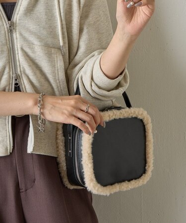 ボアスクエアバッグ