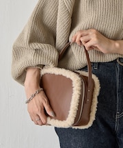 ボアスクエアバッグ