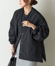 【WEB限定】サイドZIPノーカラー中綿ジャケット