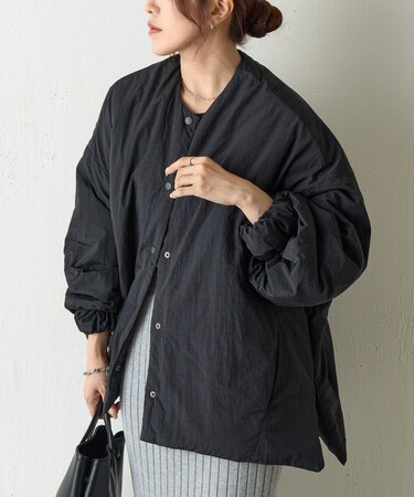 【WEB限定】サイドZIPノーカラー中綿ジャケット