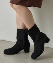 スエードライクブーツ