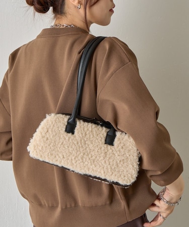 ボアボストンバッグ