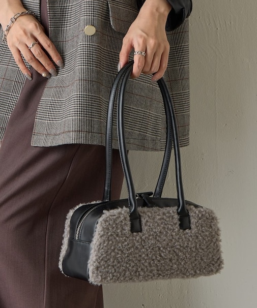 ボアボストンバッグ