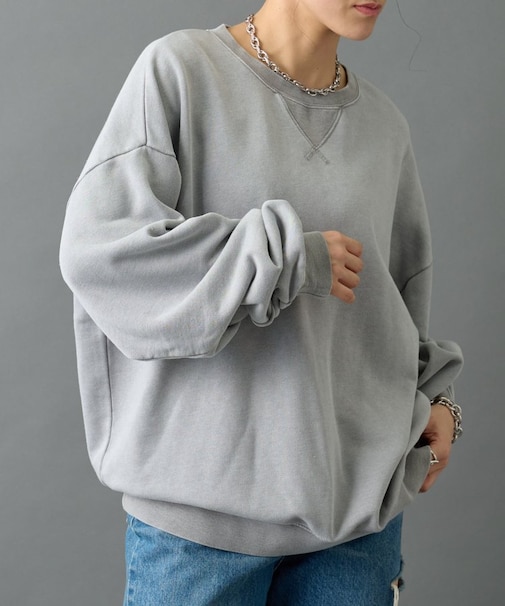 パウダー加工スウェットクルーネック