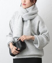 【セットアイテム】マフラー付きクルーネックニット