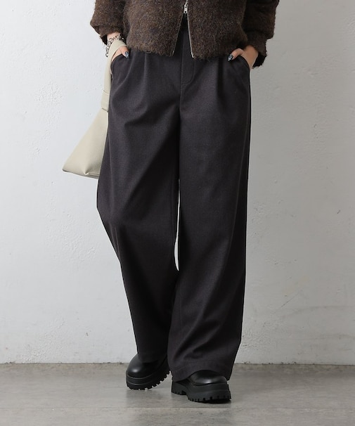 ワンタックワイドパンツ