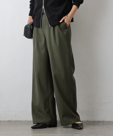 ワンタックワイドパンツ