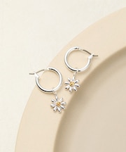 フラワーフープピアス