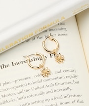 フラワーフープピアス