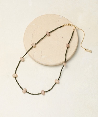 ニュアンスカラービーズネックレス