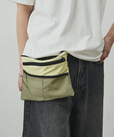 【撥水】メッシュポケットスクエアショルダーバッグ