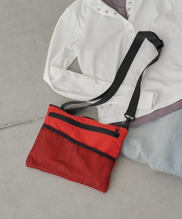 【撥水】メッシュポケットスクエアショルダーバッグ