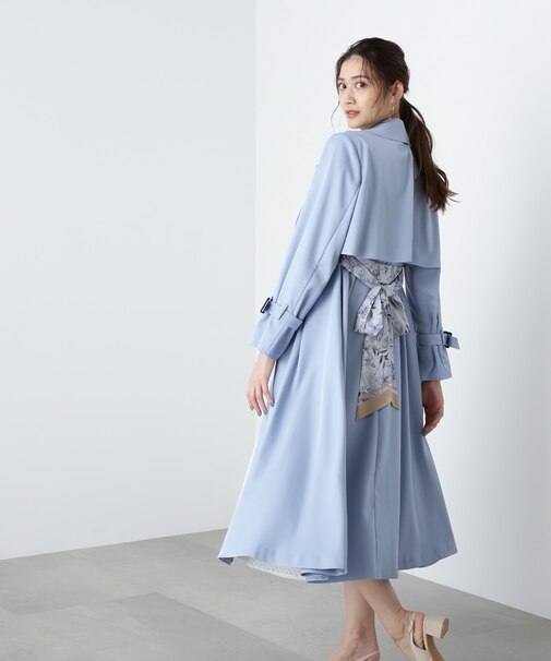 スカーフ付トレンチコート　WEB限定カラー：クリアブルー