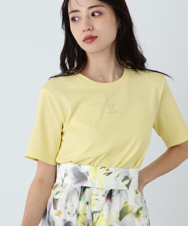 エンブレムシシュウTシャツ　WEB限定カラー：ミモザイエロー