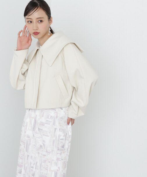 ライトショートブルゾン