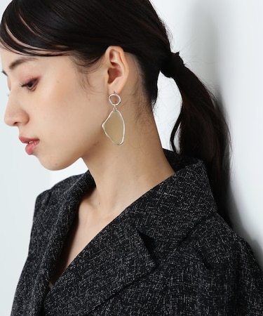 シアーカラーピアス