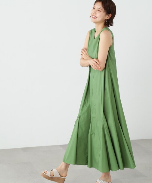 カラーマキシワンピース　WEB限定カラー：ブルー