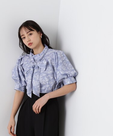 チズガラプリントブラウス