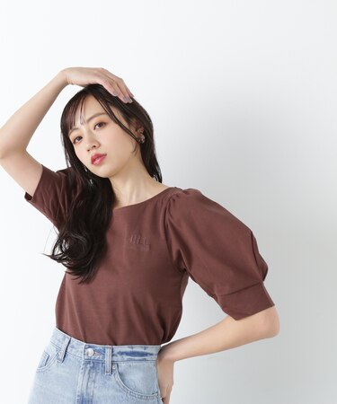 バックシャンカットトップス