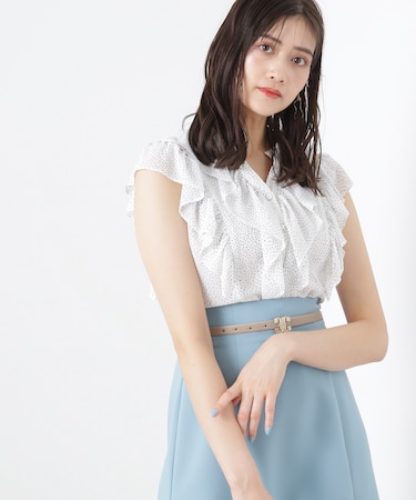 フリルディテールノースリブラウス
