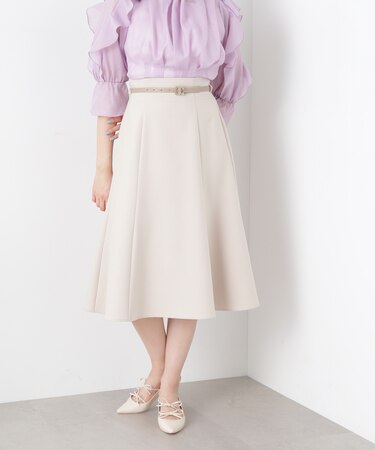 ベルトツキセミフレアスカート