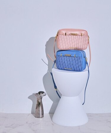 ◆パフィーポシェット WEB限定カラー：アクアブルー