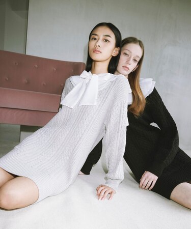 ラッフルカラーケーブルミニニットワンピース