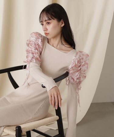 シアーギャザースリーブニットワンピース