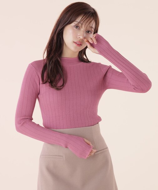 ◆チェーン釦フィンガーホールハイネックニット