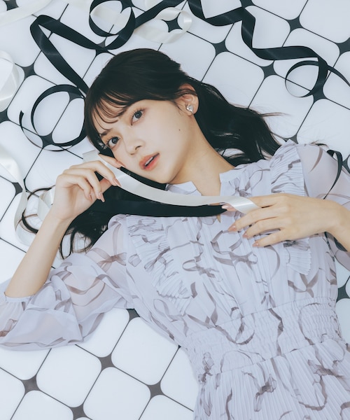 JILL by JILL STUART ジル リボンプリントプリーツワンピス ◇＜リボンシリーズ＞リボンプリントプリーツワンピース