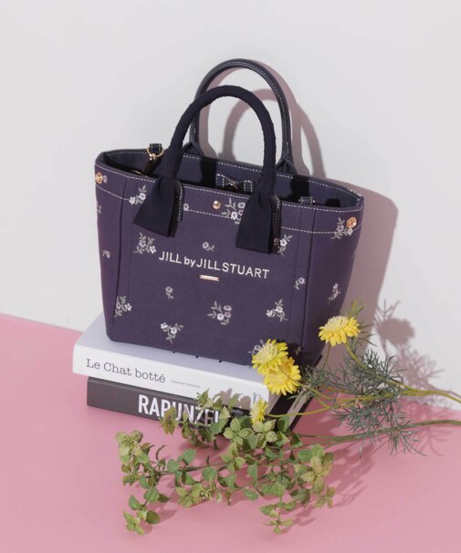 エンブロイダリーブルームトートバッグ