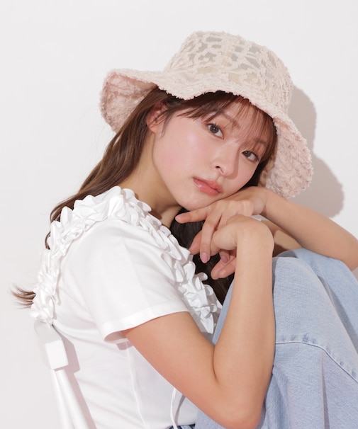 フラッフィーフラワーハット