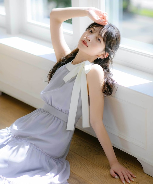 ホルターネックティアードワンピース