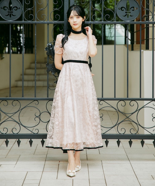 ＜ｍｉｋｕさんコラボ＞エンブロイダリーレースドレス