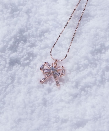 Cubic プチリボンネックレス