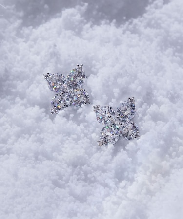 Cubic 大粒クローバーピアス