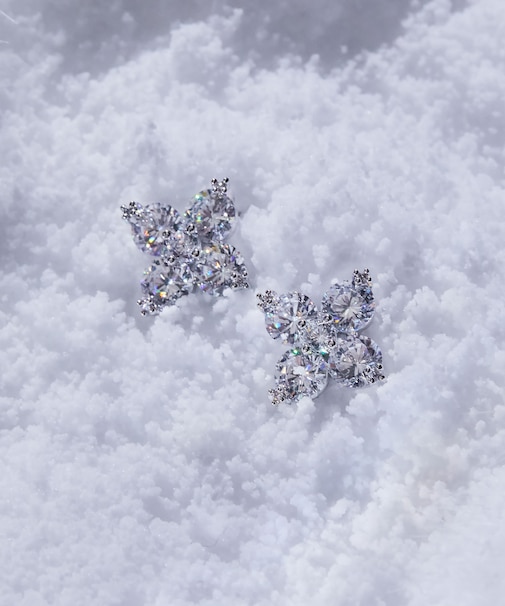 Cubic 大粒クローバーピアス