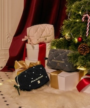 ビジューリボンキルティングポーチ