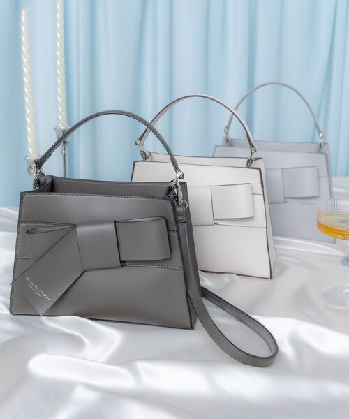 新品未使用❣️JILLbyJILLSTUAビジューロイヤルトートバッグ普通サイズ 楽天市場】◇ビジューロイヤルトート JILL by JILL STUART ジル バイ