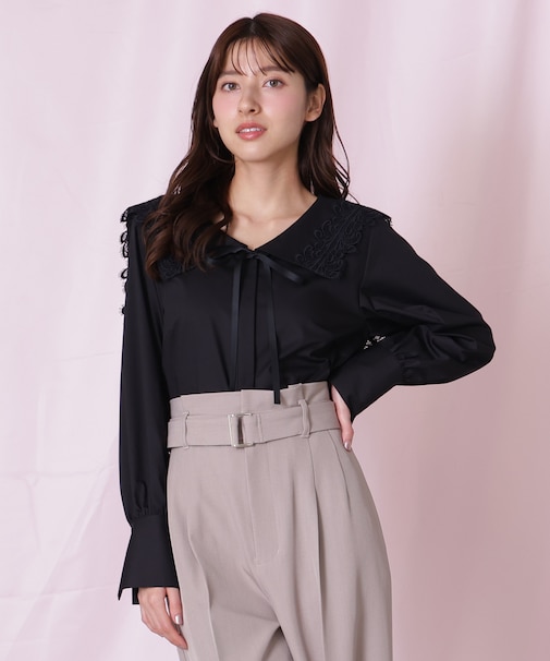 レースセーラーカラーブラウス