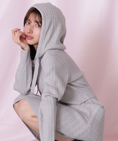 ケーブルニットパーカーセットアップ