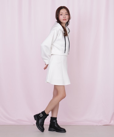 ダイバー素材インナーパンツ付スカート