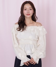 2way立体レースブラウス