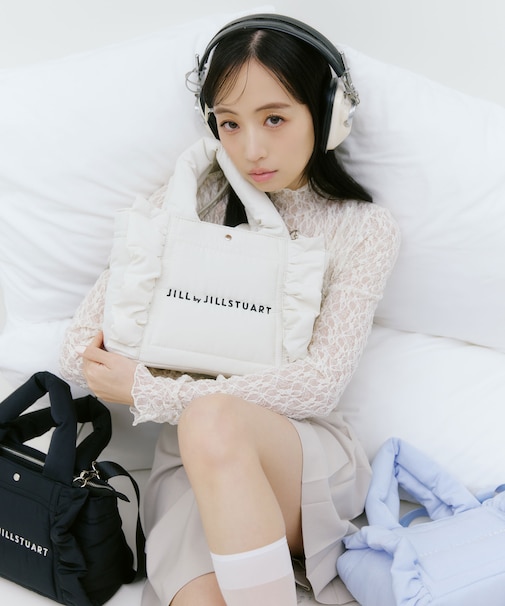 パフフリルトート