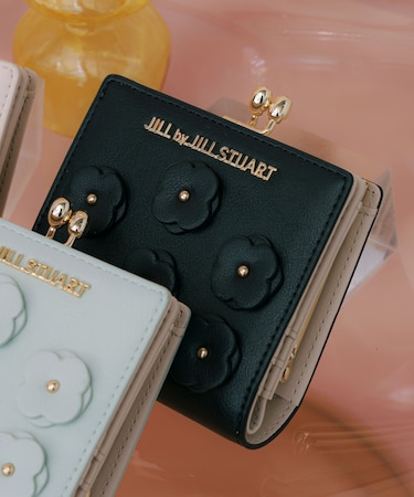 フラワーモチーフウォレット