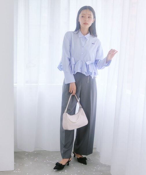 チェーンベルトタックワイドパンツ