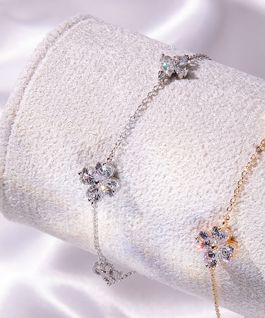 Ｃｕｂｉｃクローバーブレスレット