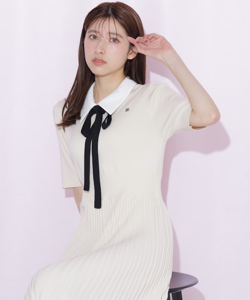 襟付きプリーツニットワンピース