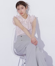 ショルダーフリルブラウス