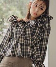 イレギュラーフリルブラウス